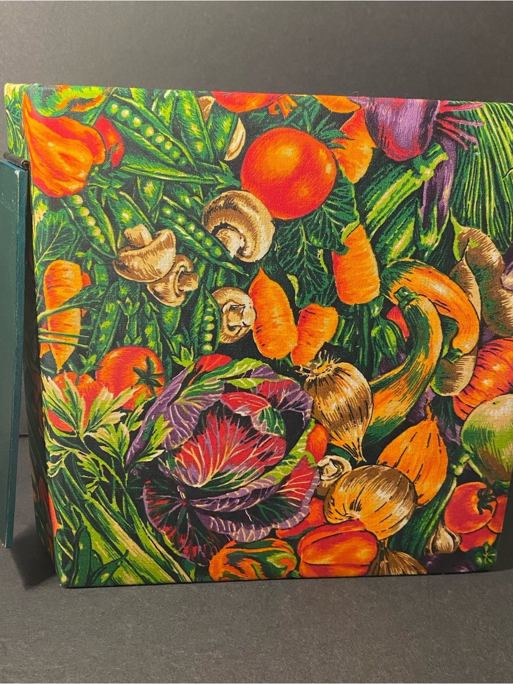 Vintage Vegetable Recipe Binder with built-in stand and blank recipe cards, etc